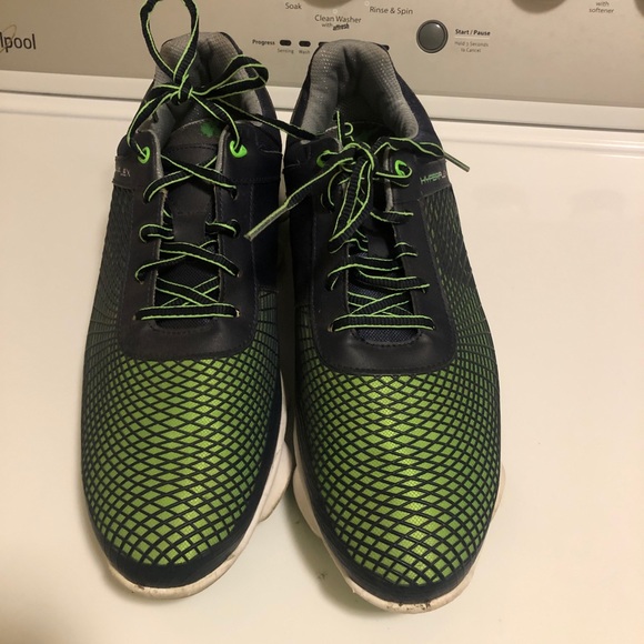 golf shoes size 10.5
